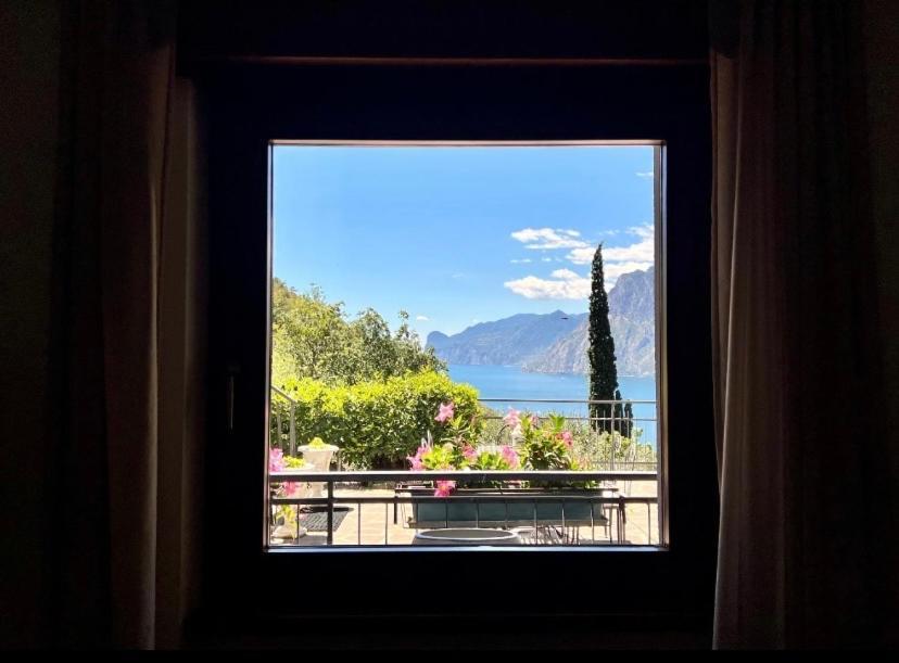 Viewlake Apartment Torbole Sul Garda Exteriör bild
