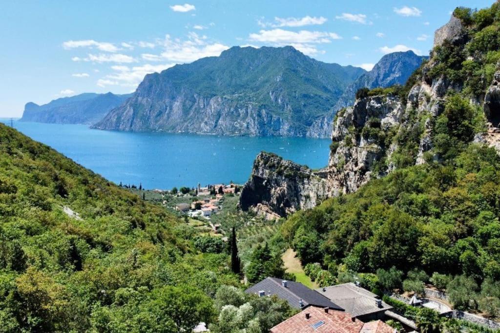 Viewlake Apartment Torbole Sul Garda Exteriör bild