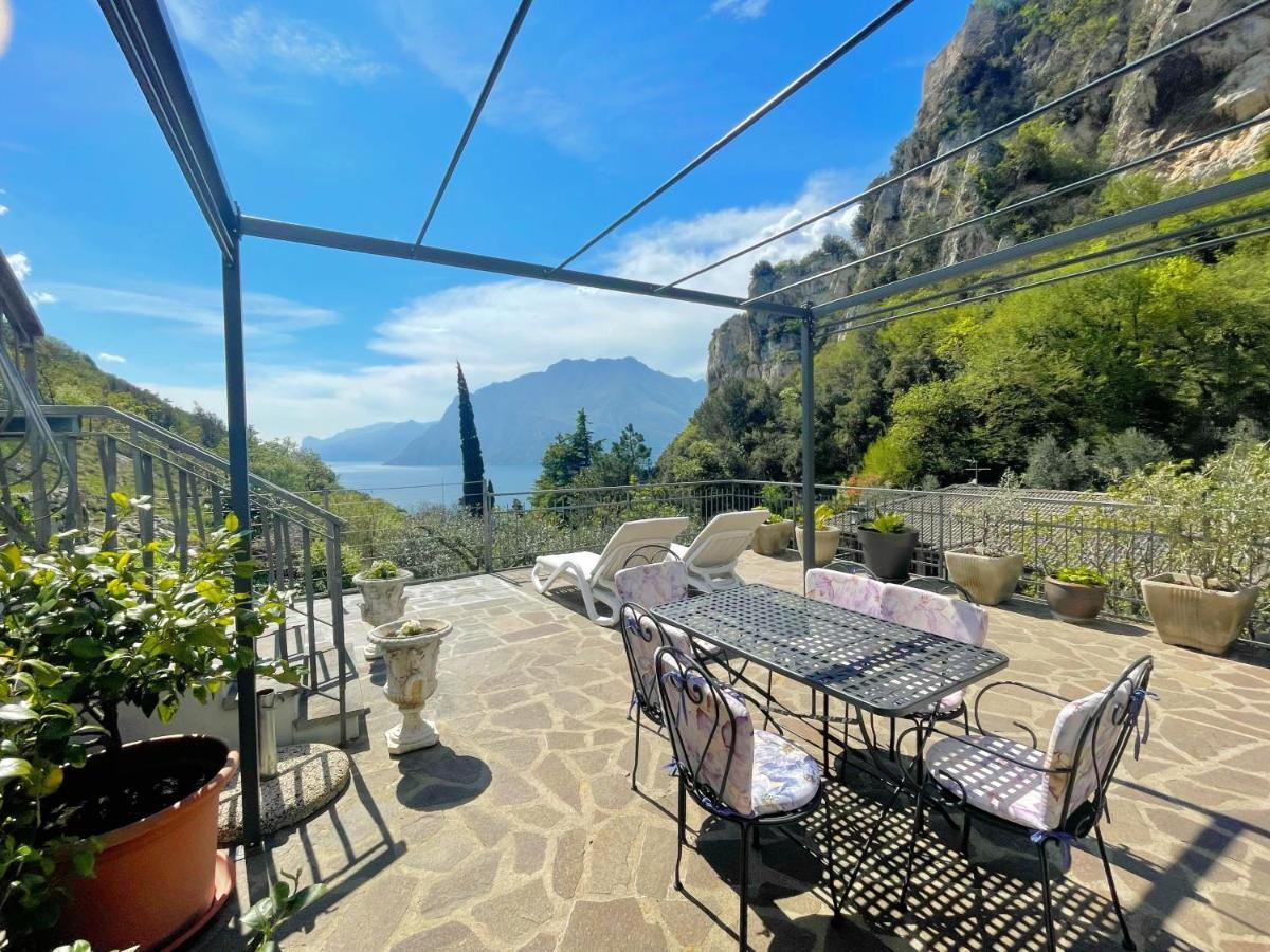 Viewlake Apartment Torbole Sul Garda Exteriör bild